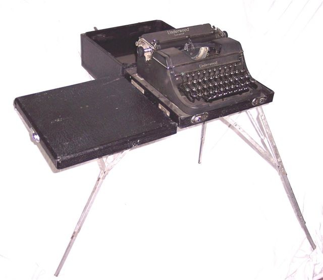The Universal with integrated case was an available option and is seen in this photo.