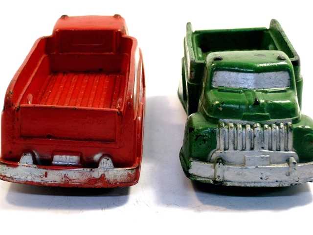 An view of the AT10 showing front and rear detail.