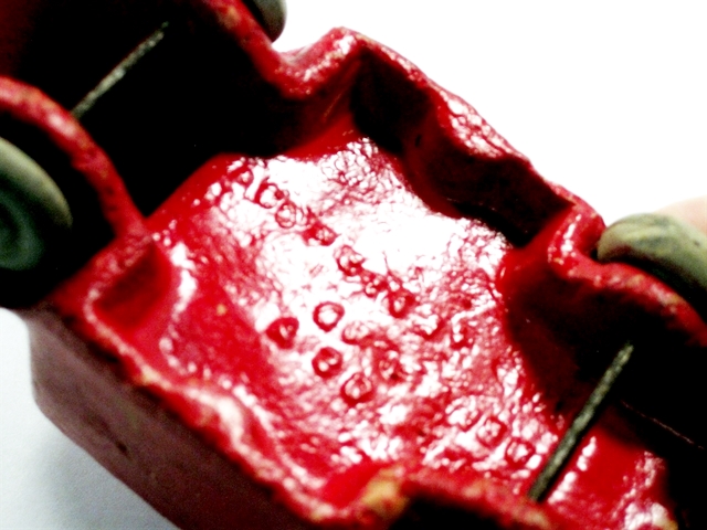 Maker marking one way.